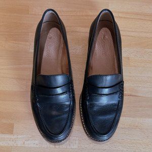 Madewell loafers, size 7 with black leather